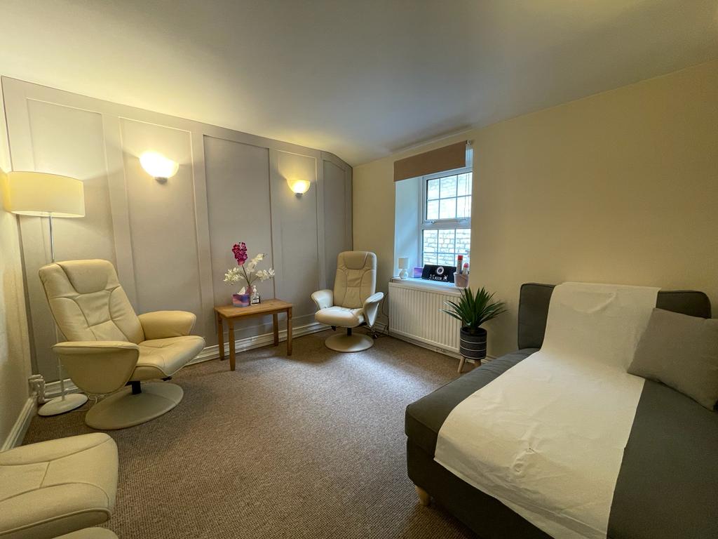 therapy room to rent cirencester