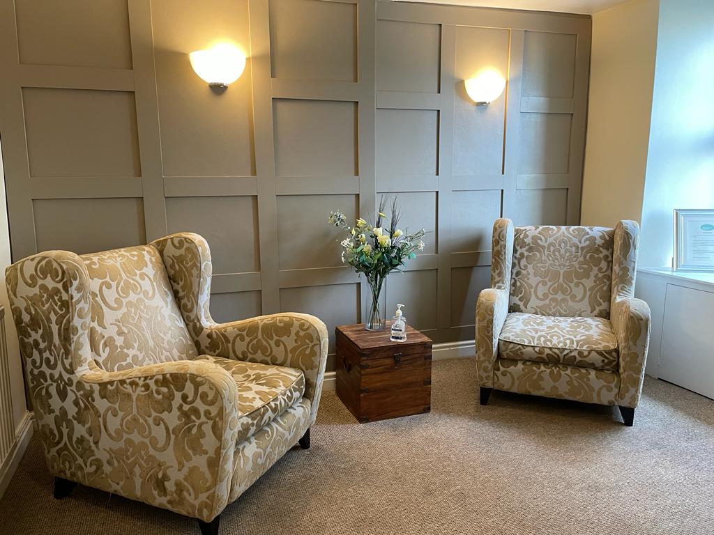therapy room to rent cirencester